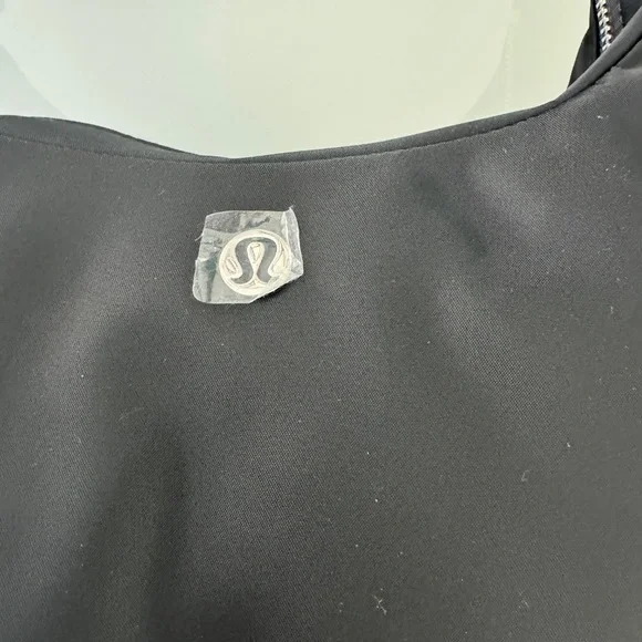 Lululemon Black City Essentials Shoulder Bag~NWT - Picture 3 of 7